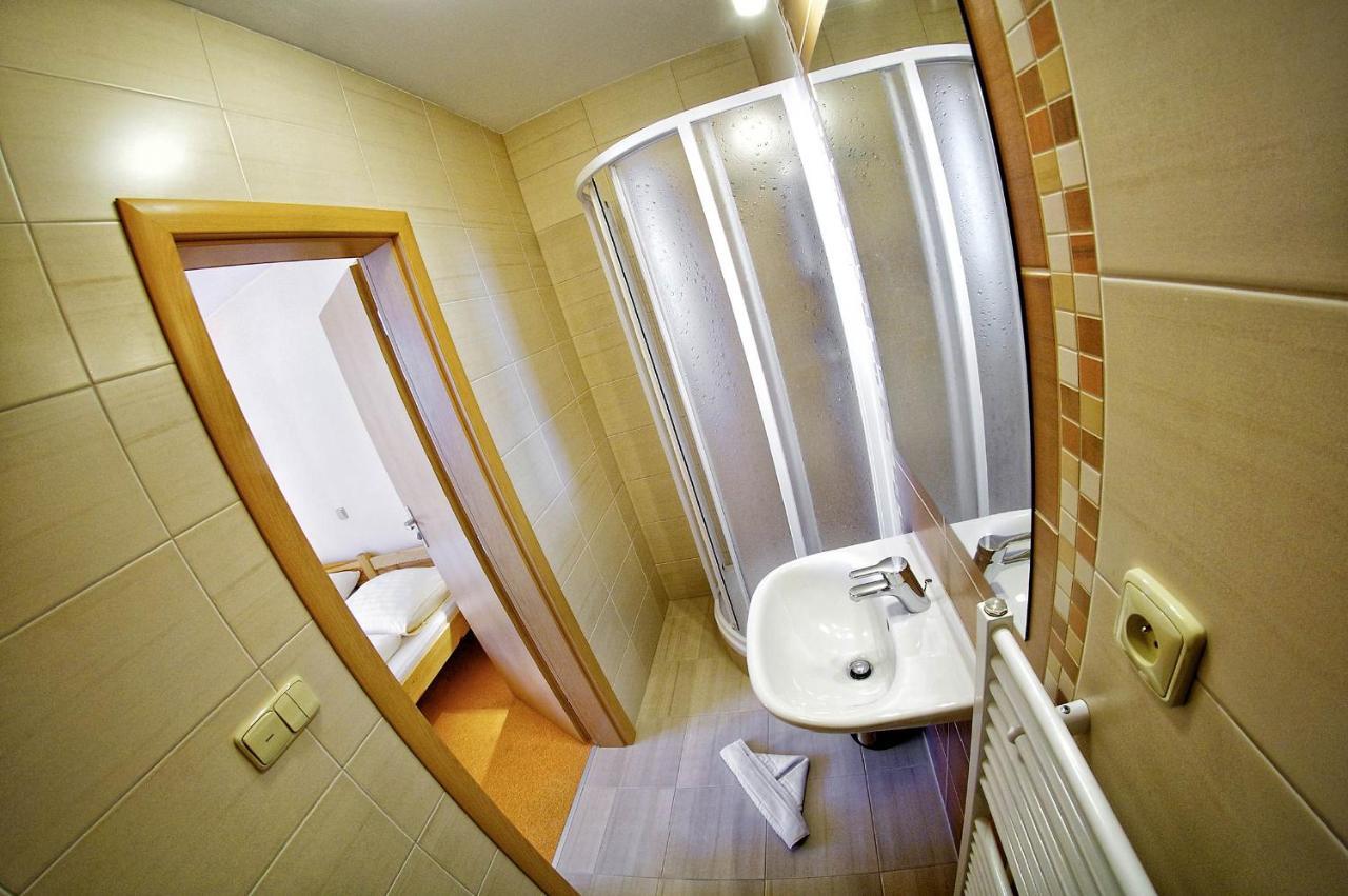 Hotel Privat Galfy à Vysoké Tatry Chambre photo