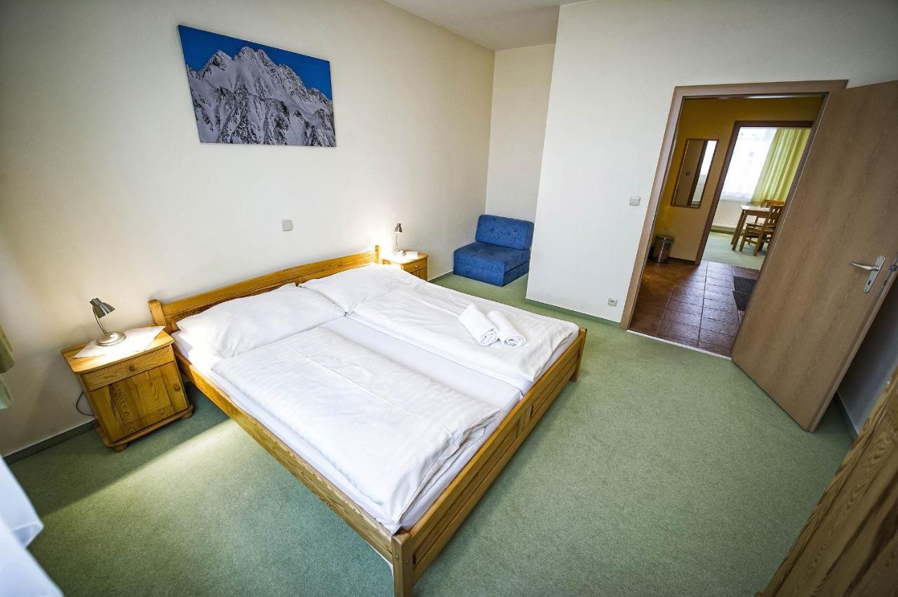 Hotel Privat Galfy à Vysoké Tatry Extérieur photo