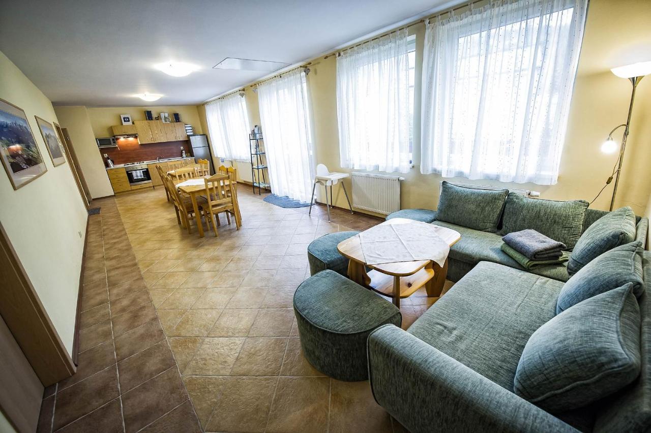 Hotel Privat Galfy à Vysoké Tatry Extérieur photo