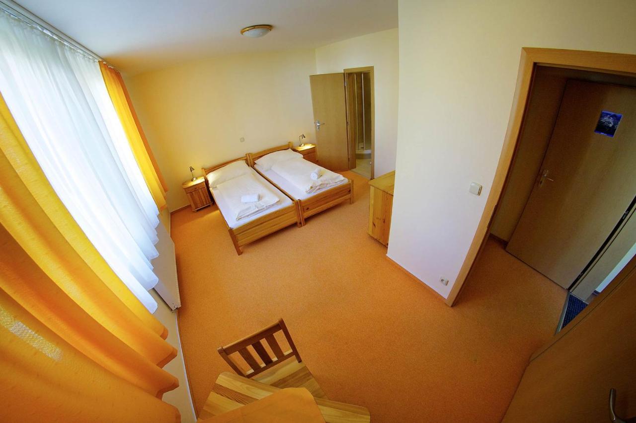 Hotel Privat Galfy à Vysoké Tatry Chambre photo