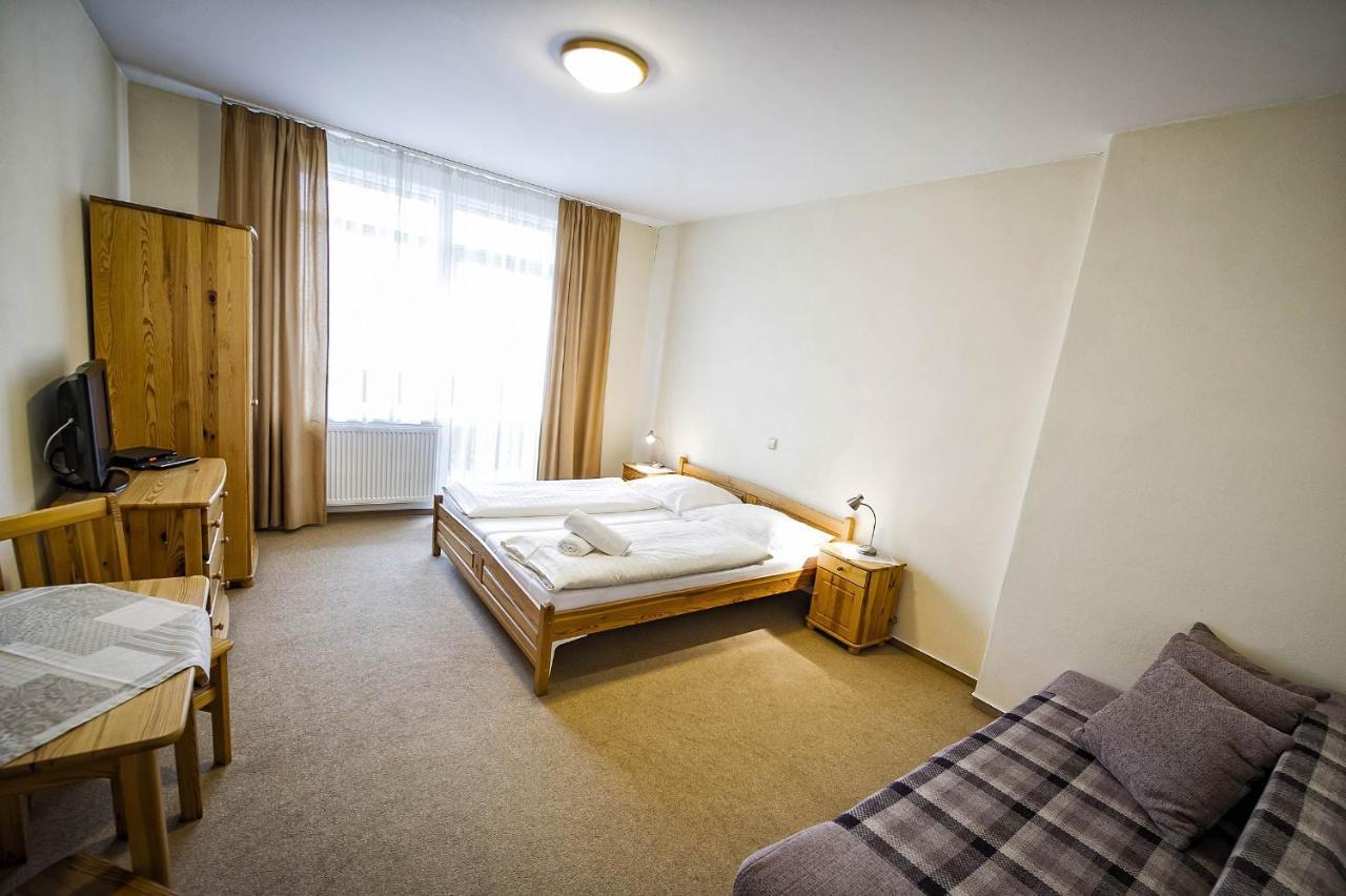 Hotel Privat Galfy à Vysoké Tatry Extérieur photo