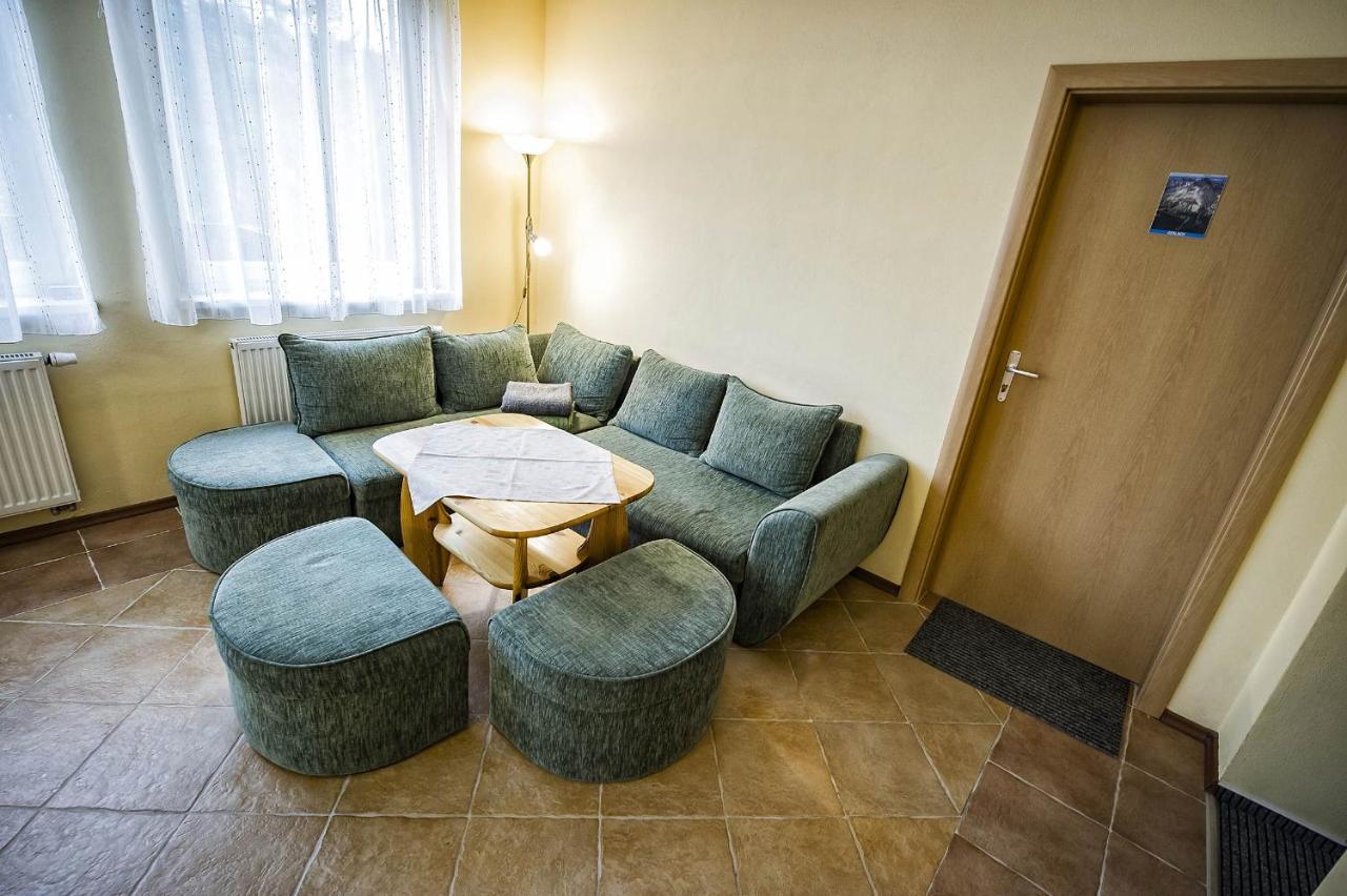 Hotel Privat Galfy à Vysoké Tatry Extérieur photo