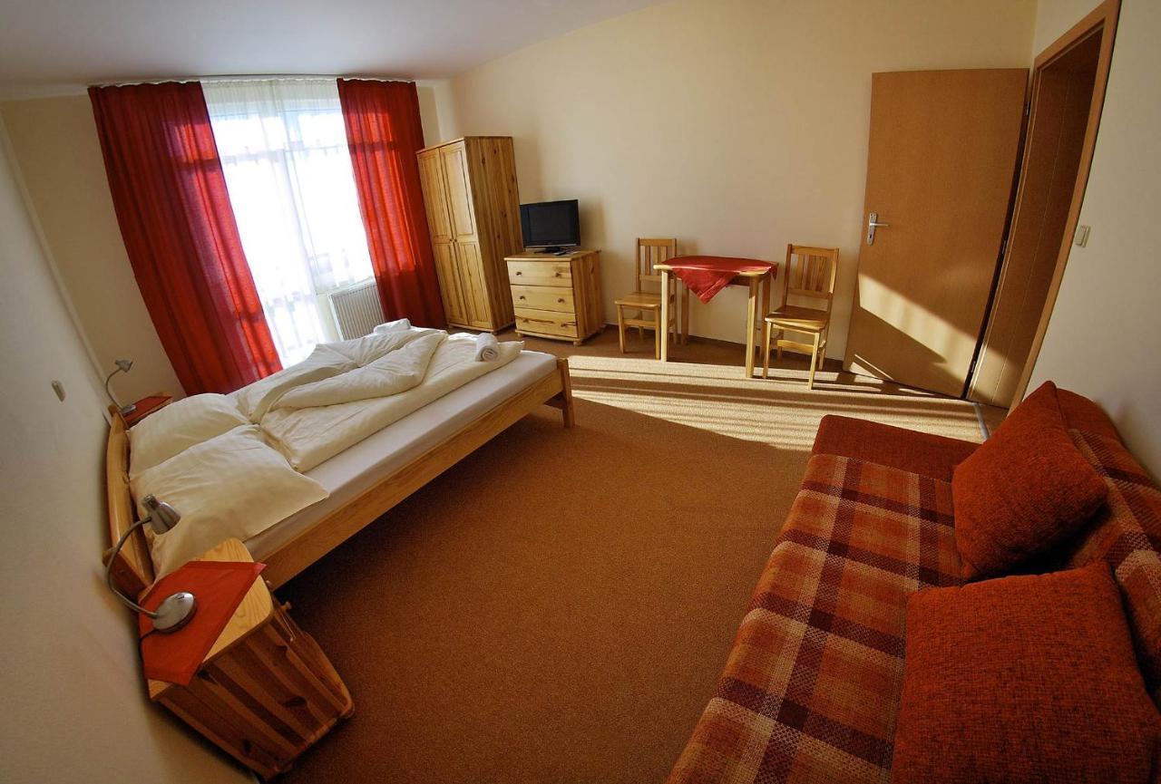 Hotel Privat Galfy à Vysoké Tatry Extérieur photo