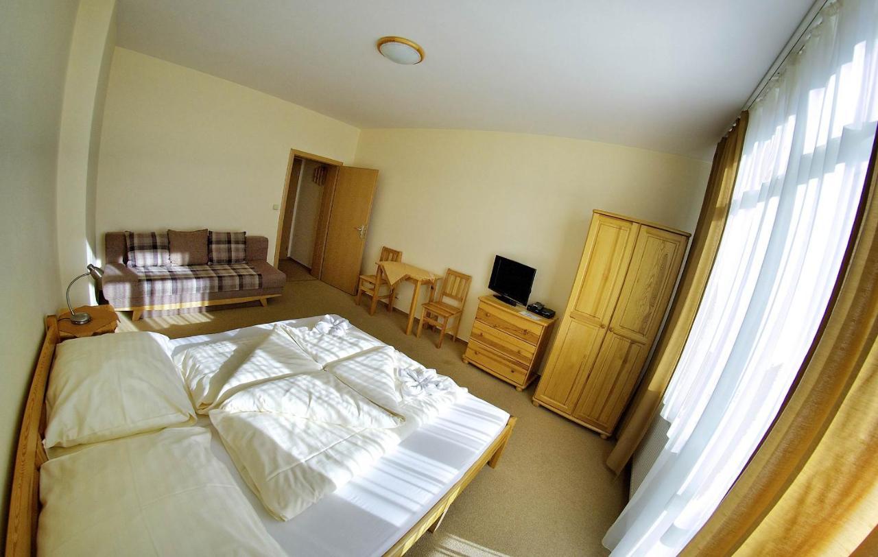 Hotel Privat Galfy à Vysoké Tatry Extérieur photo